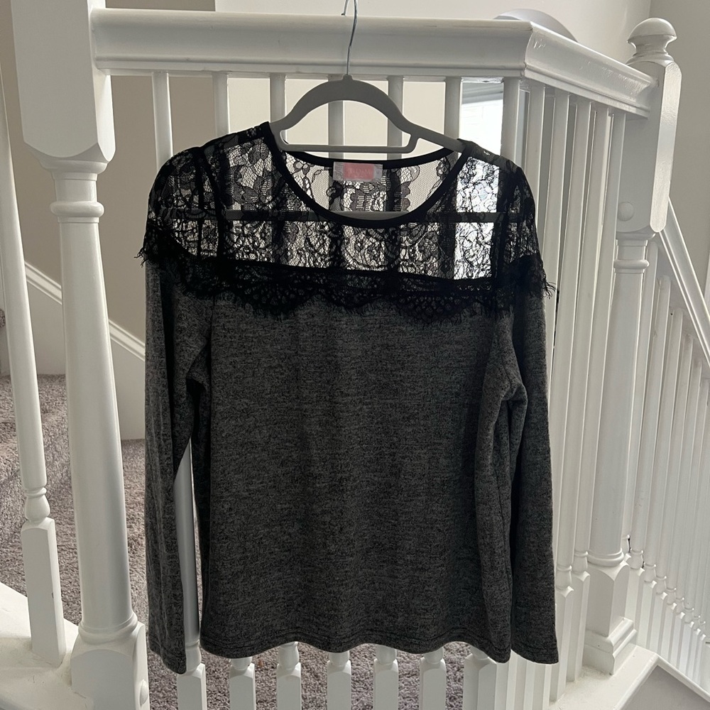 C+D+M dark gray long sleeve top with black lace, size medium